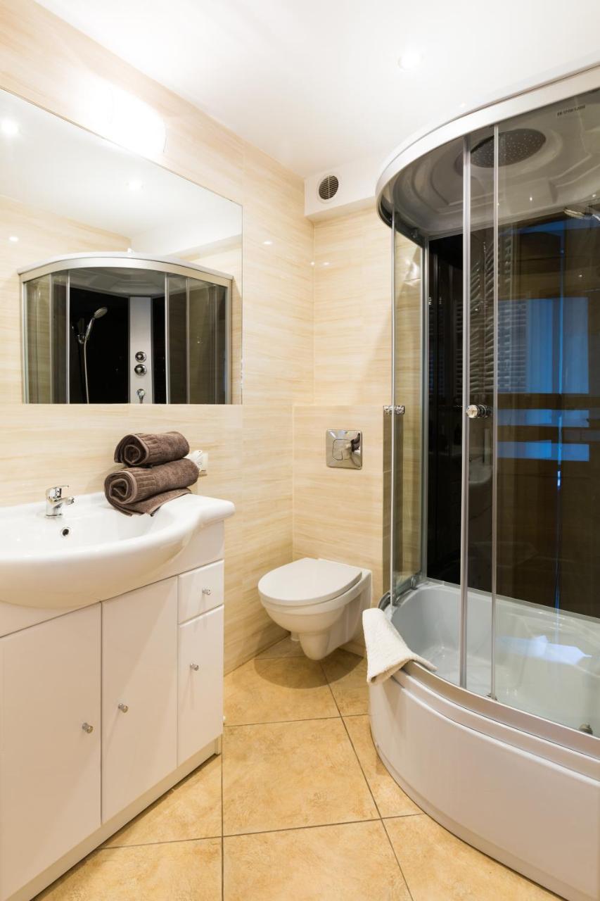 Aparthouse Apartamenty Centrum Sosnowiec Ngoại thất bức ảnh
